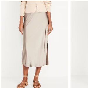 BNWT High-Waisted Satin Midi Slip Skirt